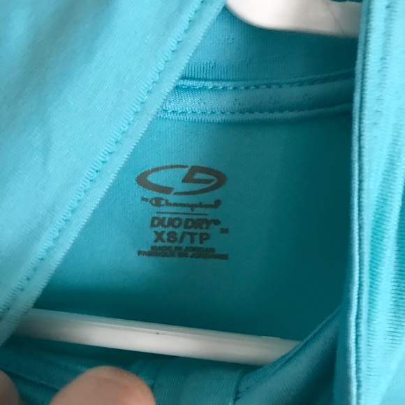 1/2 zip! - Picture 3 of 4